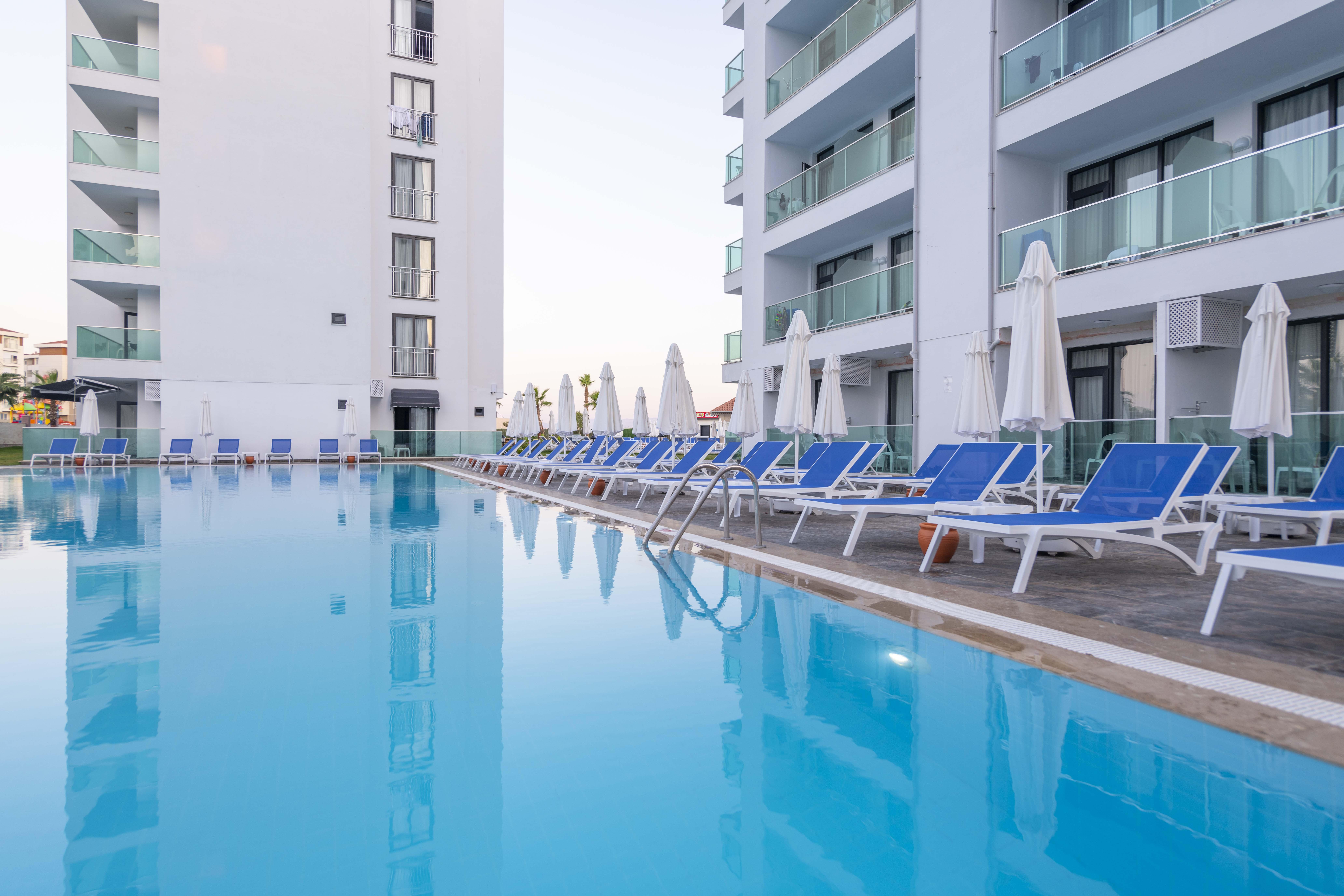 Royal Towers Lara Hotell Antalya Exteriör bild