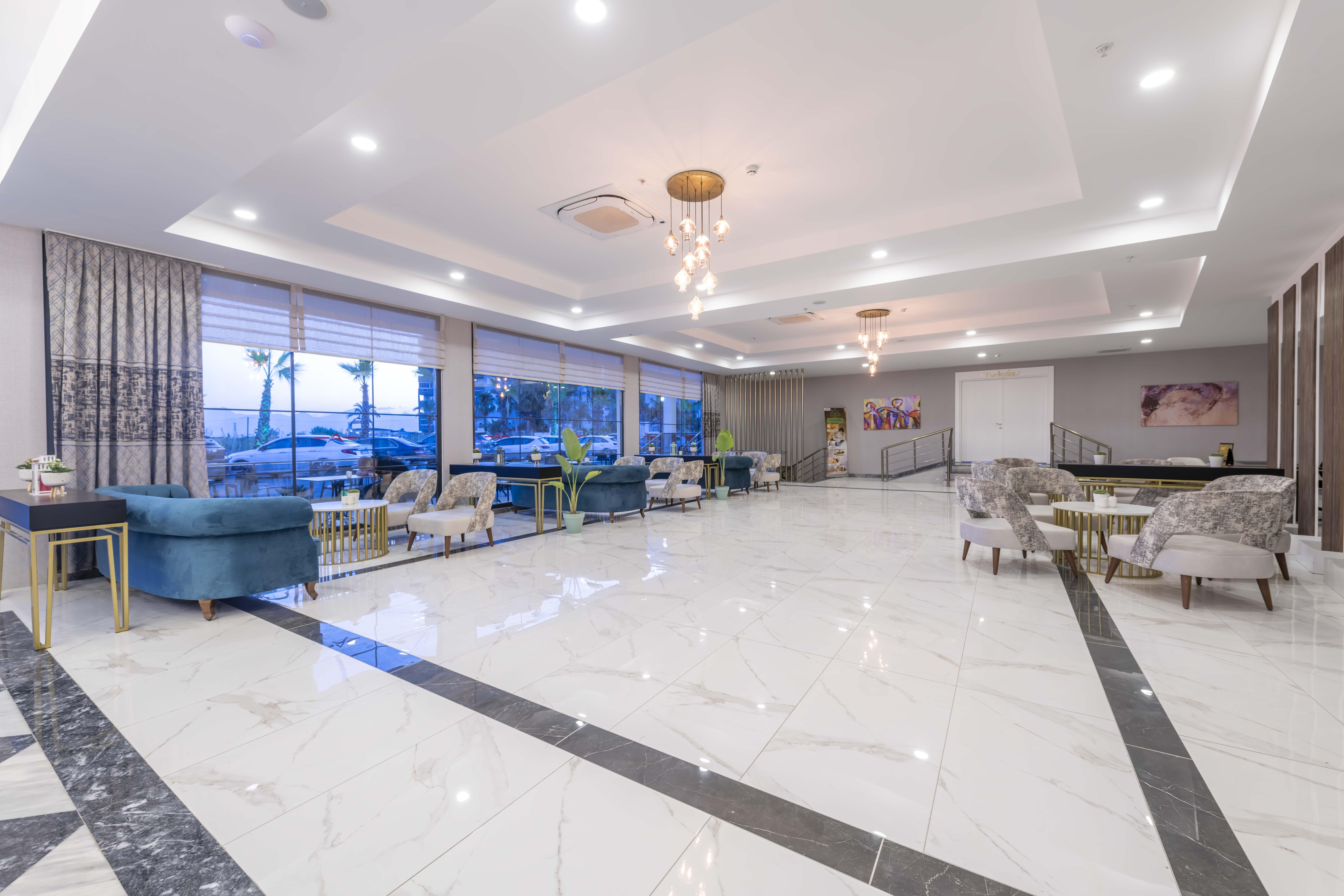 Royal Towers Lara Hotell Antalya Exteriör bild