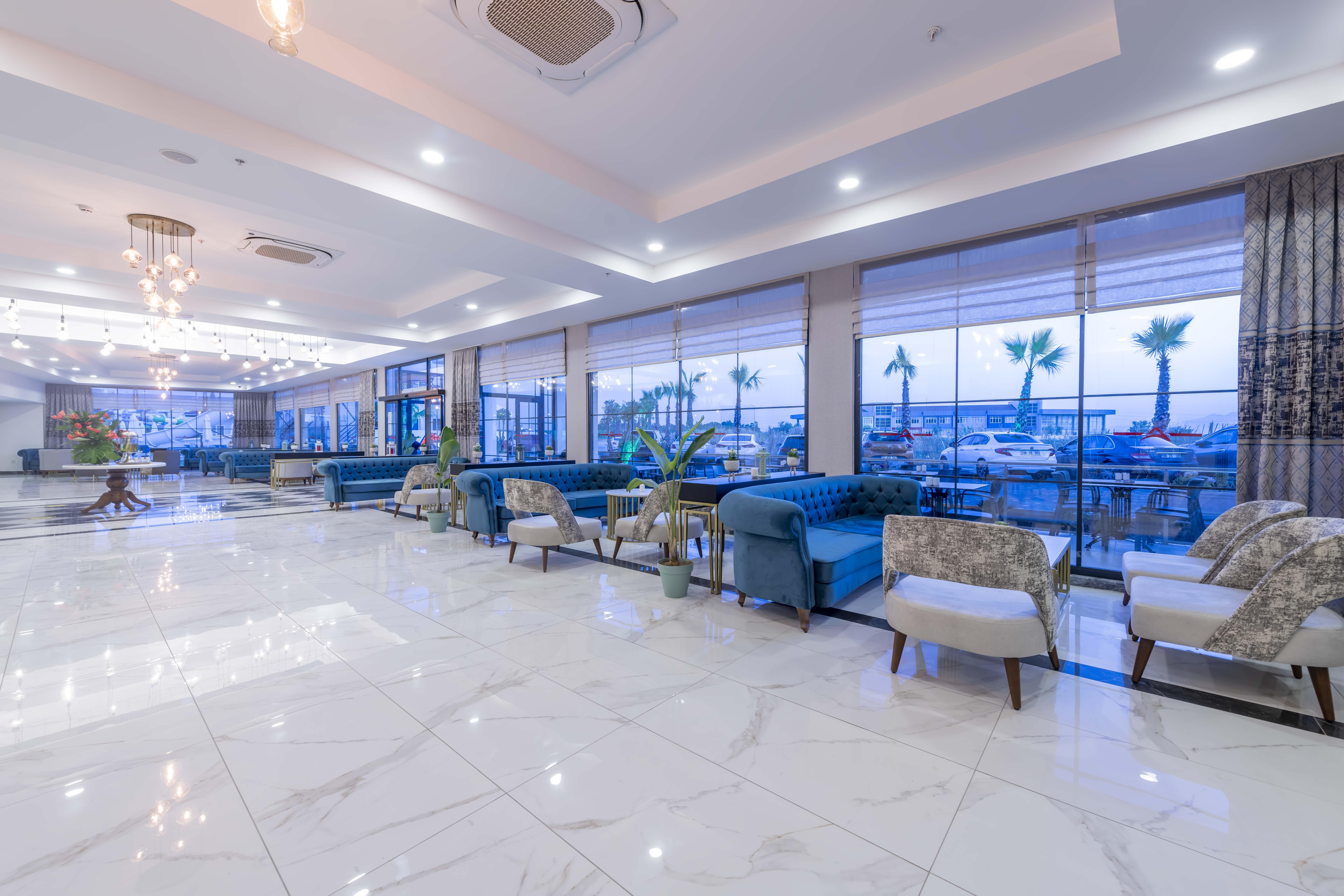 Royal Towers Lara Hotell Antalya Exteriör bild
