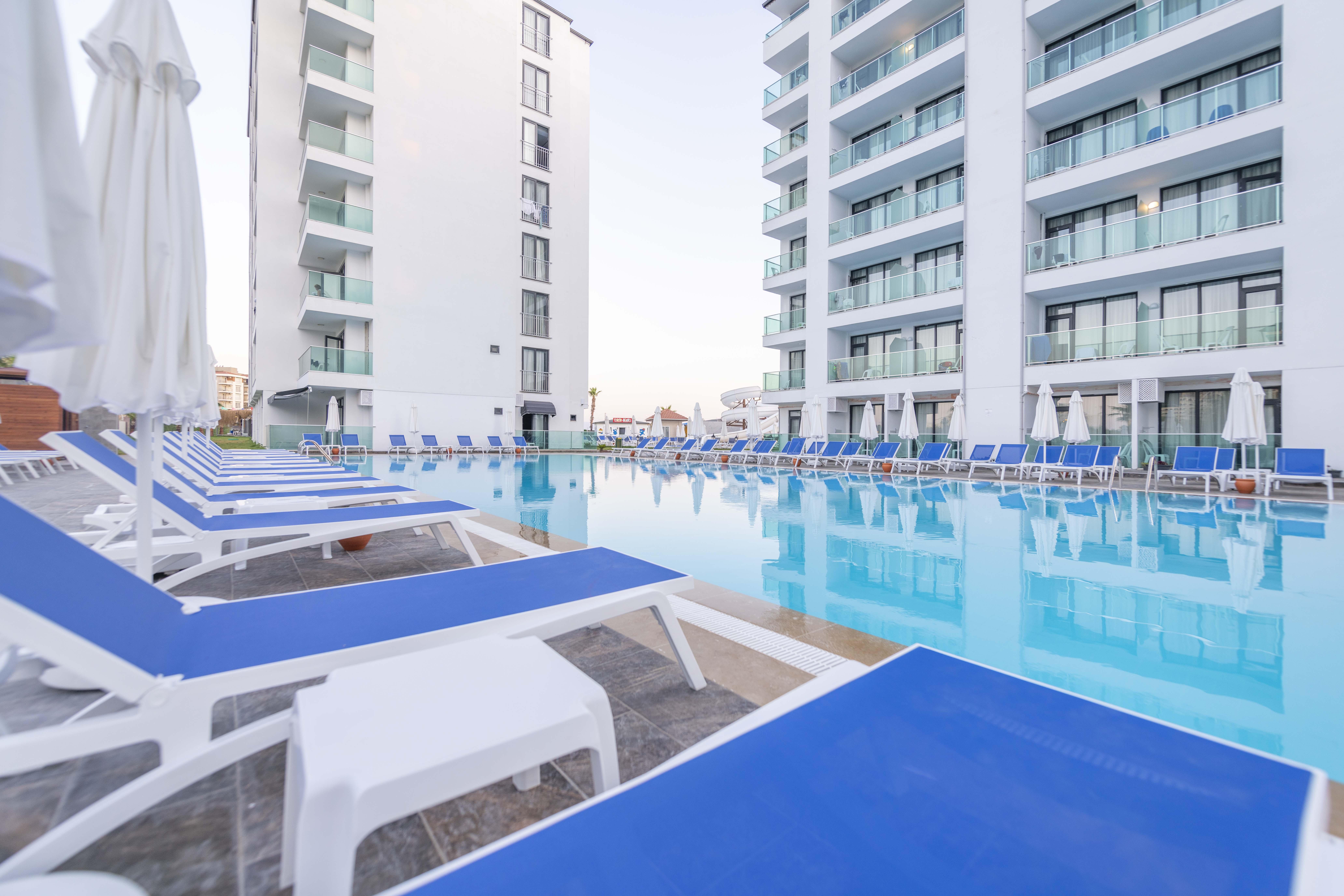 Royal Towers Lara Hotell Antalya Exteriör bild
