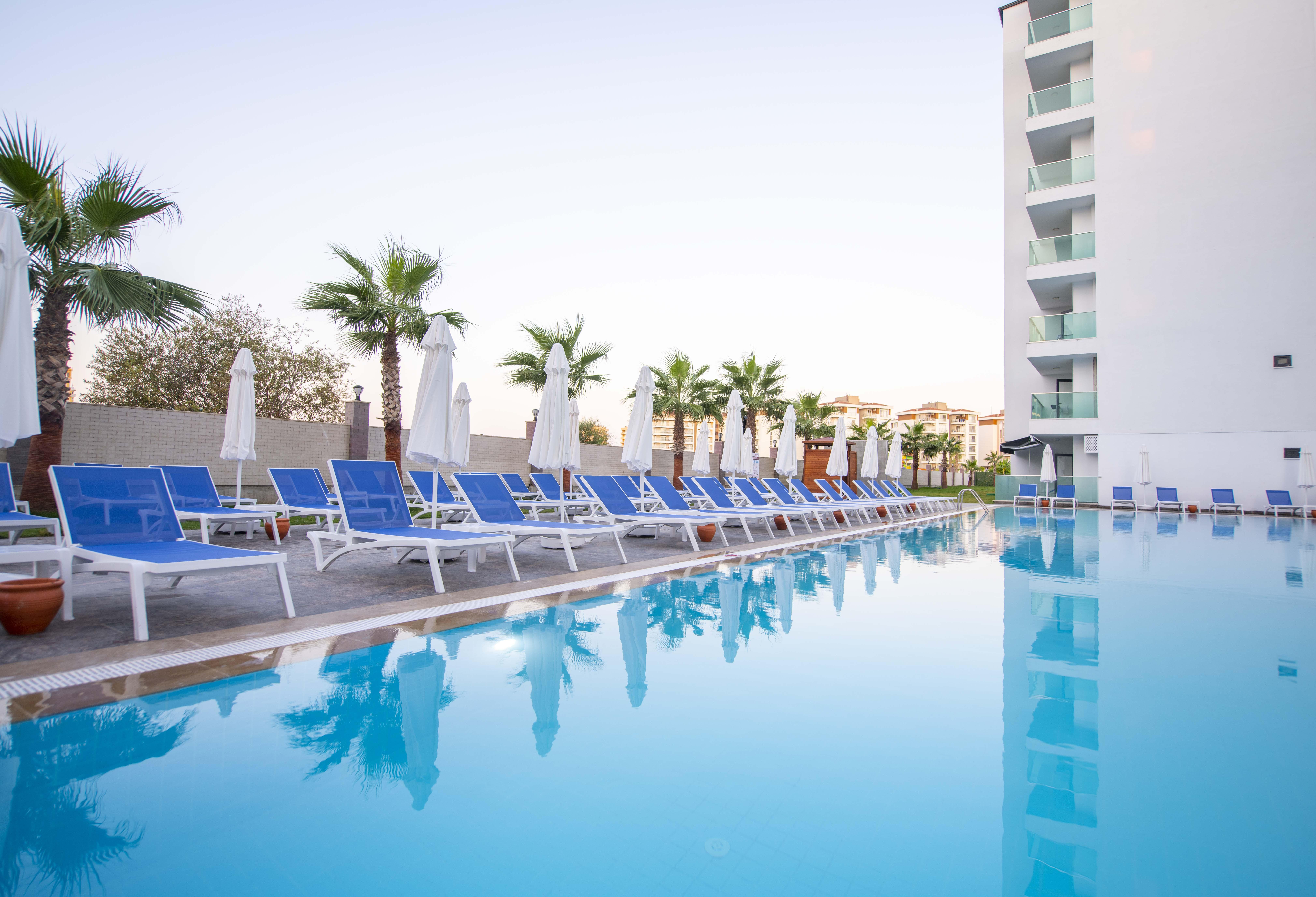 Royal Towers Lara Hotell Antalya Exteriör bild