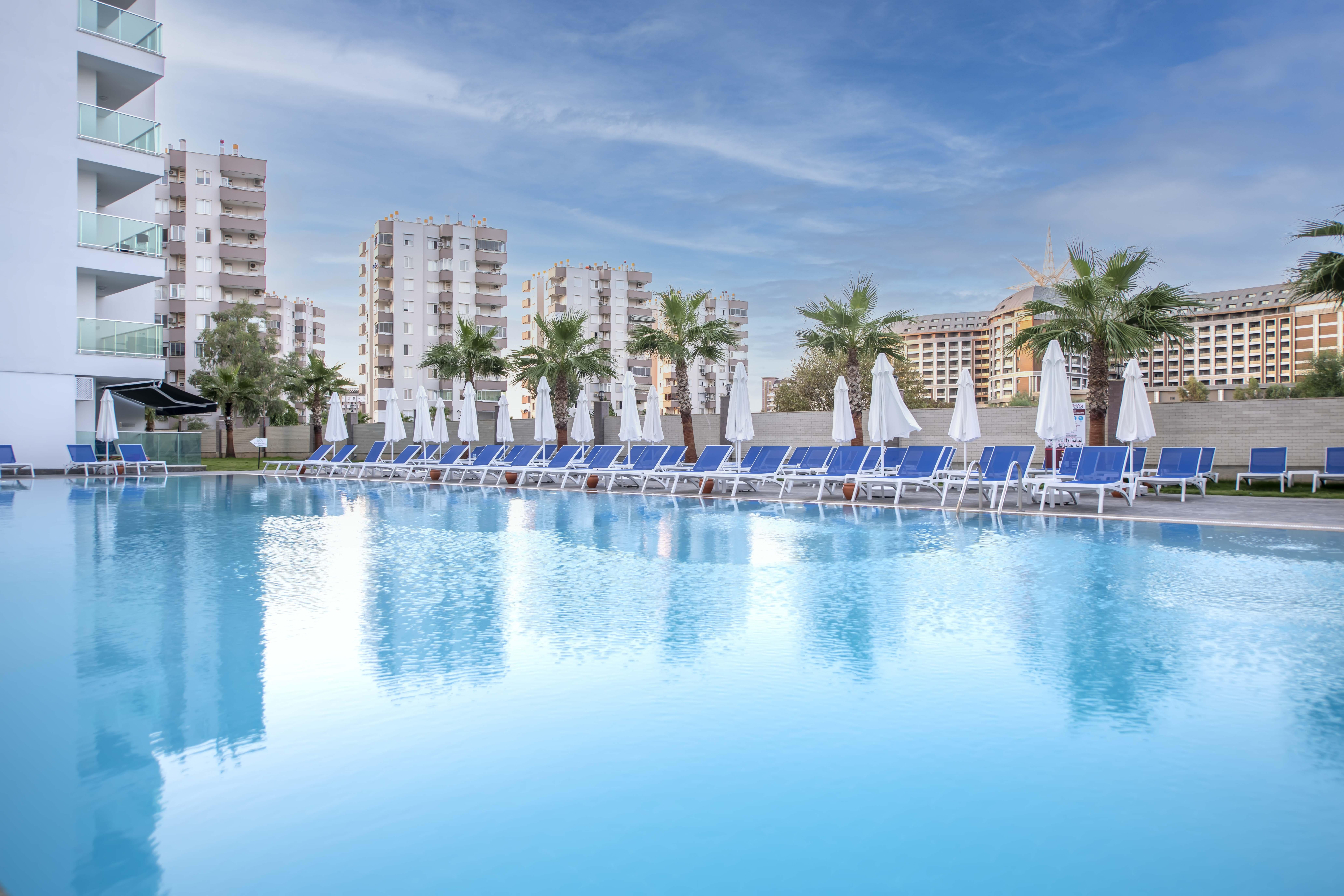 Royal Towers Lara Hotell Antalya Exteriör bild
